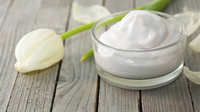 اصنعي بنفسك «كريم ليل» للبشرة العادية والجافة