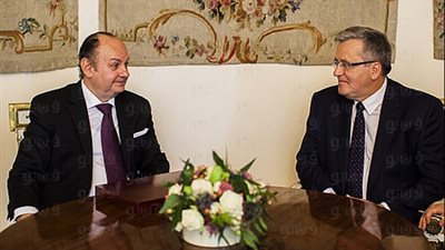 السفير المصري في بولندا يقدم أوراق اعتماده