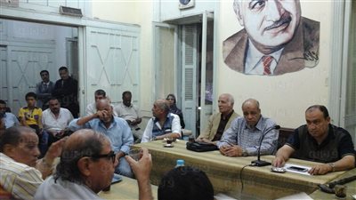 بالصور.. الحزب الناصرى يجتمع لبحث إعادة فتح مقاره