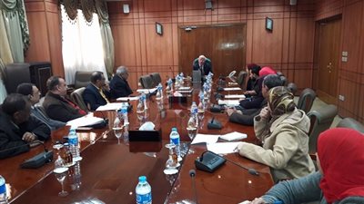 محافظ بورسعيد: بحث الاستفادة من نواتج محطة معالجة الصرف الصحي