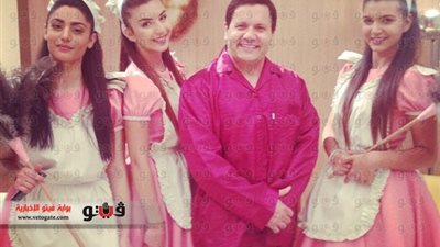 بالصور.. إدوارد يخوض موسم رمضان بإعلان جديد