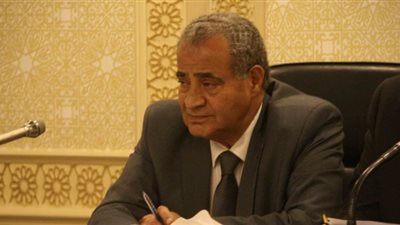 وزير التموين يستعرض استعدادات افتتاح معرض «أهلا مدارس»