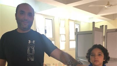 هاني العتال يدلي بصوته في الانتخابات الرئاسية: «من أجل الديمقراطية»