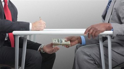 بالمستندات.. التفاصيل الكاملة لقضية الرشوة الكبرى بالهيئة القومية للأنفاق.. رئيس الشئون المالية والإدارية تقاضى رشوة من شركة خاصة تتولى أعمال ازدواج الإشارات..والنيابة تكتفي بإحالته للمحاكمة التأديبية