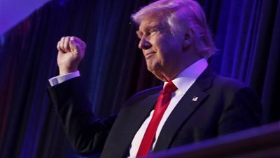 بالصور.. مشاهير أمريكا «مصدومون» من فوز ترامب بالرئاسة