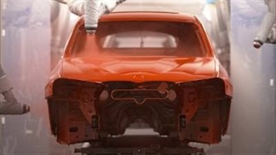 بالفيديو.. كيف يتم تصنيع سيارات 