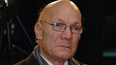 جمهور معرض الكتاب يلتقي حجازي في أمسية شعرية ولقاء فكري