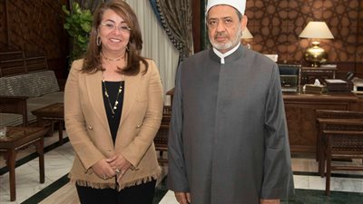 غادة والي تبحث مع شيخ الأزهر والمفتي التعاون في الحد من ظاهرة الطلاق