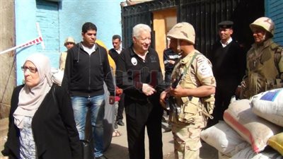 مرتضى منصور يدلي بصوته في انتخابات الرئاسة (صور)