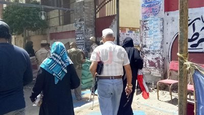 رئيس لجنة بإمبابة: الإقبال جيد والناخبون لديهم وعي كبير