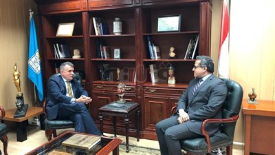 وزير الآثار يبحث سبل التعاون مع سفير دولة السويد
