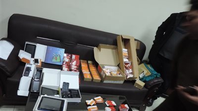 ضبط 7 محال تبيع خطوط هواتف بدون عقود في حملة لشرطة النقل