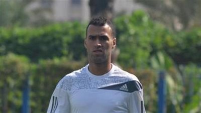 عاشور الأدهم يشارك في تدريبات الاتحاد السكندري