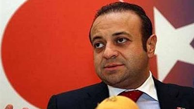 السفير المصري في عمان يقدم أوراق اعتماده إلى ملك الأردن