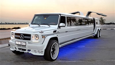 بالفيديو.. بطل حلقة «رامز واكل الجو» يسير على خطى «حاكم دبي»