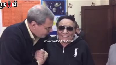 تفاصيل أزمة عادل إمام وناخب بالدقي (فيديو)