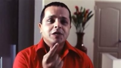 هنيدي بعد نجاح أغنية برج الحوت لعمرو دياب: «ممكن واحدة للدلو»