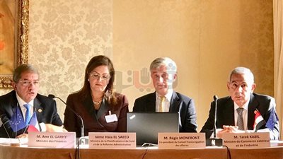 وزير الصناعة: برنامج الإصلاح ينقلنا نحو اقتصاد تنافسي قوي