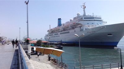 اقتصادية قناة السويس: موانئ بورسعيد والسخنة تسجل 32 سفينة