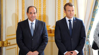 السيسي يبحث التعاون مع منظمة التنمية لمكافحة الفساد والشفافية.. الارتقاء بمستوى التعاون الاقتصادي مع فرنسا.. يدعو الشركات للاستثمار بمصر.. و16 اتفاقية جديدة مع باريس