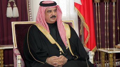 ملك البحرين يصل مشيخة الأزهر للقاء الإمام الأكبر