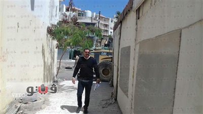 بالصور.. إزالة 10 تعديات على أراضى الدولة في الغردقة