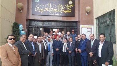 رئيس جامعة الأزهر يشيد بمشاركة الشعب الإيجابية في الانتخابات