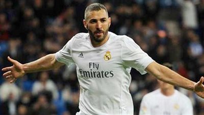 بنزيمة عن مواجهة روما: علينا أن نستحوذ على الكرة واللعب بإيقاع أسرع