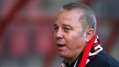 شوقي غريب يرفض عرضا للتدريب في الدوري العماني