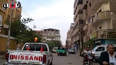 سيارات تجوب شوارع قنا لحث المواطنين على المشاركة بالانتخابات (فيديو)