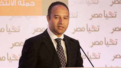 أبو شقة عن خوض السيسي الانتخابات منفردا: ليس استفتاء ونتمنى المنافسة