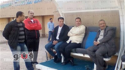 إيهاب جلال في تدريبات منتخب المحليين