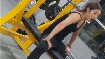 شاهد.. صورة قدم فتاة تشعل مواقع التواصل الاجتماعى