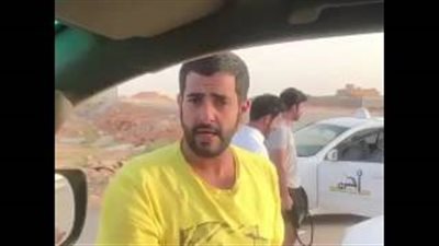 بالفيديو.. مفاجأة غير متوقعة خلال مشاجرة بين شباب سعودي