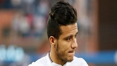 مصطفى فتحي يحضر مران الزمالك