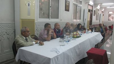 نائب محافظ القاهرة يناقش تفعيل مشاركة الجمعيات الأهلية بمصر الجديدة