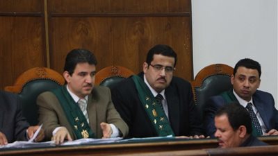 بالمستندات.. معاقبة رئيس هيئة النظافة والتجميل بالجيزة و29 مسئولًا.. المحكمة: المتهمون أهدروا المال العام وتقاضوا مكافآت رغم عدم أدائهم الأعمال المكلفون بها.. والمخالفات الإدارية وراء تغريمهم