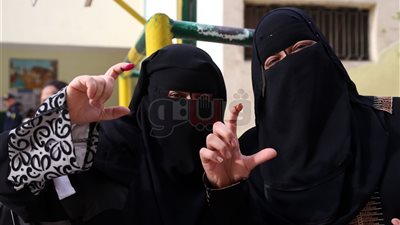 الوطنية للانتخابات: التأكد من شخصية الناخبة المنتقبة شرط لتصويتها