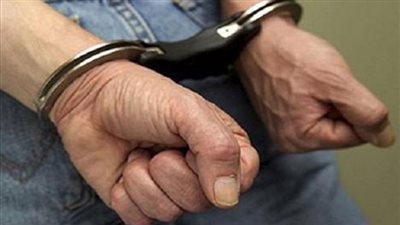 ضبط إخوانى بحوزته أسلحة نارية بغرض استهداف رجال الشرطة بالسلام