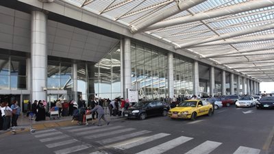 اضطراب حركة الملاحة الجوية المتجهة لدول الخليج بمطار القاهرة