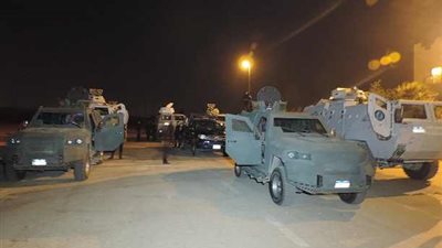 القبض على سائق مخمور تعدى على حملة أمنية بطريق الإسكندرية الصحراوي