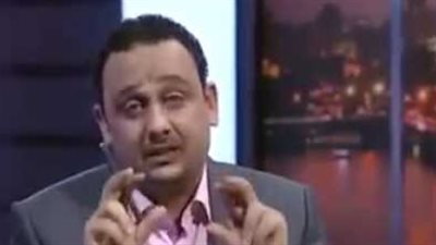 إعلامي مفصول من الشرق يهاجم الإخوان بسبب عمرو أديب