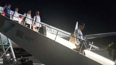 بعثة الأرجنتين تصل روسيا للمشاركة في كأس العالم (فيديو)