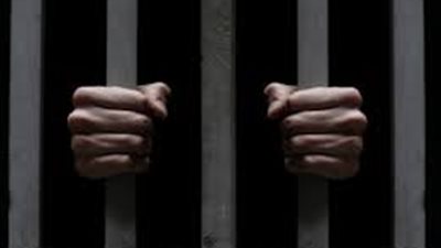 الحبس 3 سنوات لـ 32 عاملا بـ«أسمنت طرة» بتهمة مقاومة السلطات