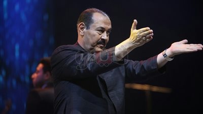 بالصور.. تكريم لطفي بوشناق في حفل افتتاح مهرجان الأفروصيني