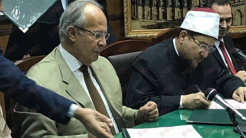 الدكتور هشام الشريف،