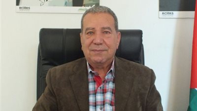 محلل فلسطيني: قبول «عباس» لقاء «نتنياهو» يعد تراجعا للقضية