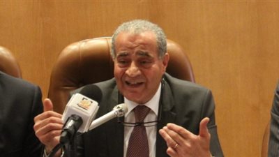 التموين: تشكيل لجان لاستلام الأرز الشعير وفرزه وتخزينه من المزارعين