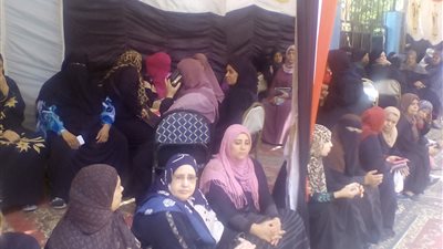 إقبال كثيف من الناخبين بـ٣ لجان بالوراق في ثاني أيام الانتخابات (صور)