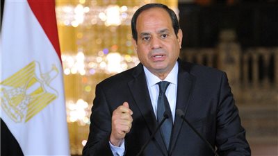 السيسي يضع إكليل الزهور على النصب التذكاري لضحايا الإبادة برواندا